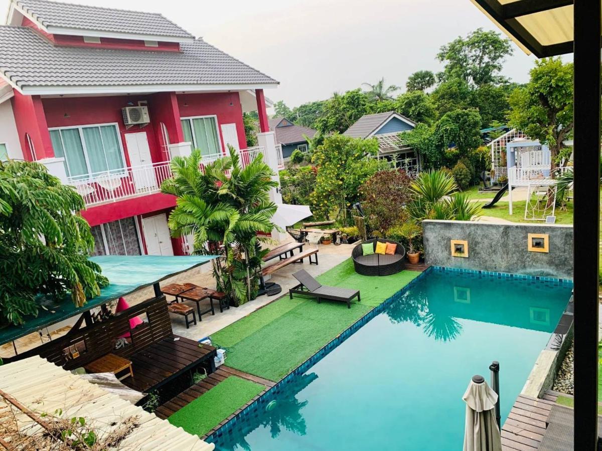 Homestay With Bunny Rabbit Chiang Rai Exterior photo